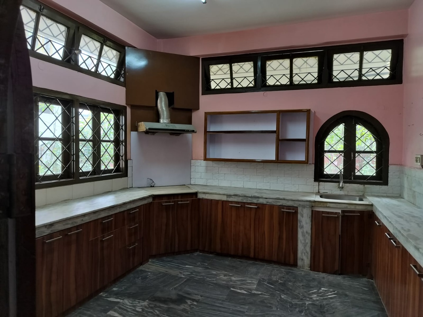 Unfurnished 2bhk in Pub Sarania Bye Lane 6, Chandmari, Guwahati, Assam, India for Rent